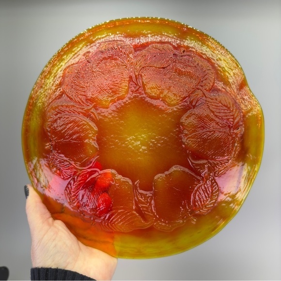 Amberina Glass Apple Plate - Picture 6 of 7